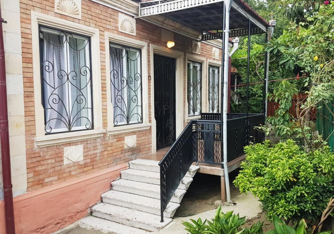Guest House Amo Кутаиси Екстериор снимка