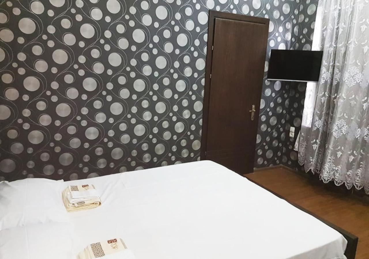 Guest House Amo Кутаиси Екстериор снимка