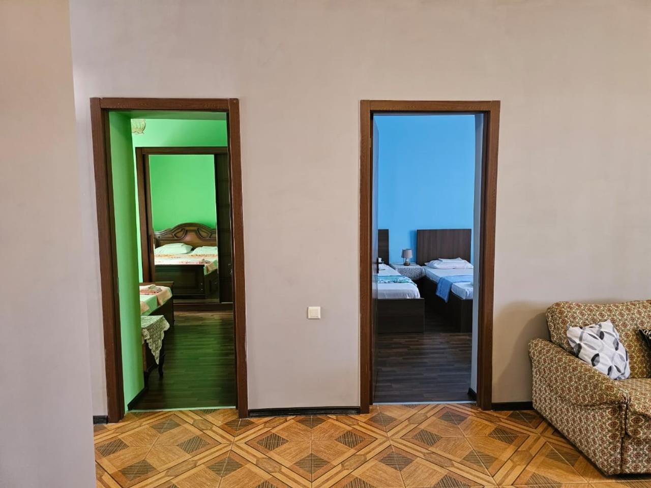 Guest House Amo Кутаиси Екстериор снимка